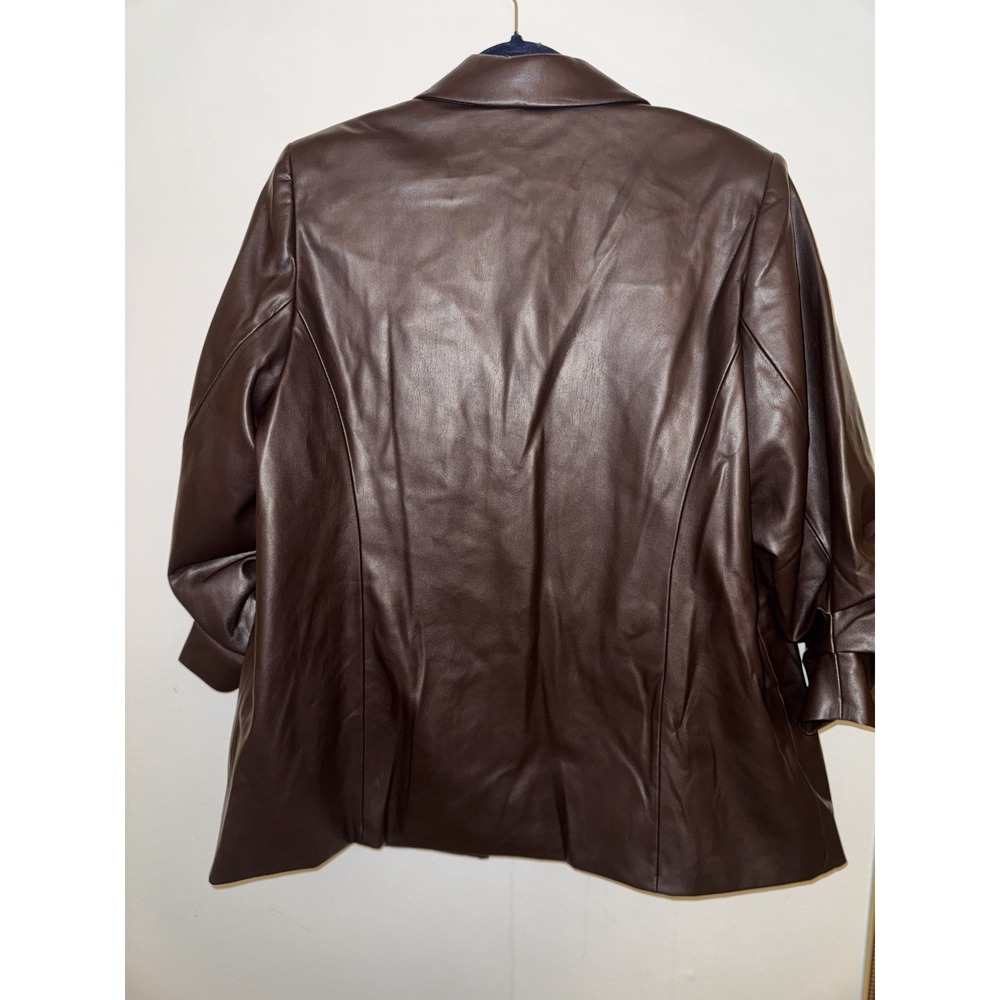 T-Tahari Vegan Leather Ruched Sleeve Blazer Size 14 - Picture 15 of 15